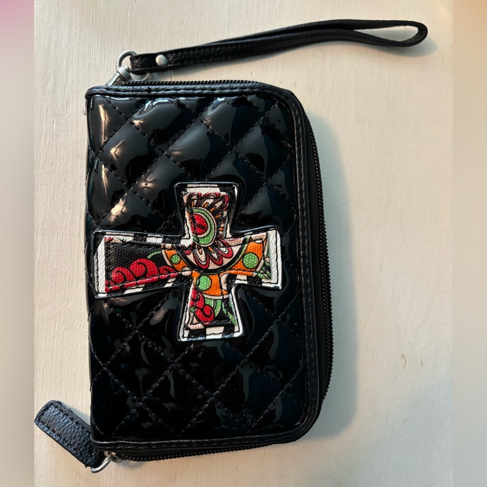 Black quilted wallet/wristlet